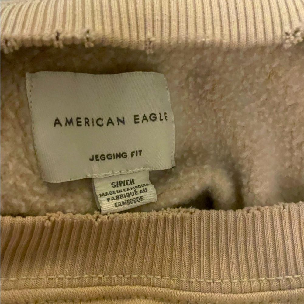 American Eagle Women’s Size S Sweatshirt - Picture 2 of 3